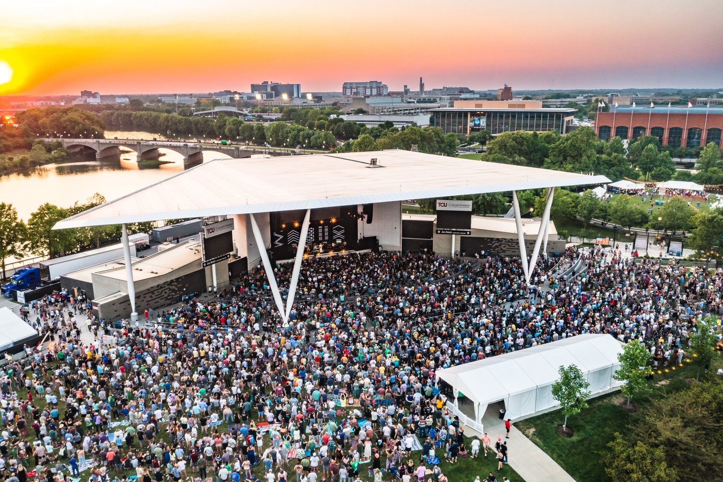 Everwise Amphitheater at White River State Park Venues in